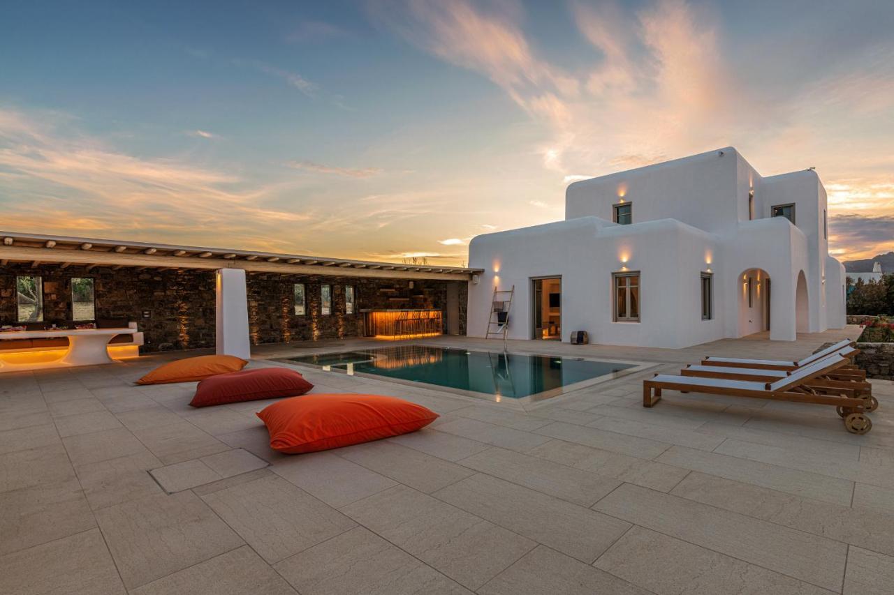 Mykonos Ag Villas In Ftelia Beach Екстериор снимка