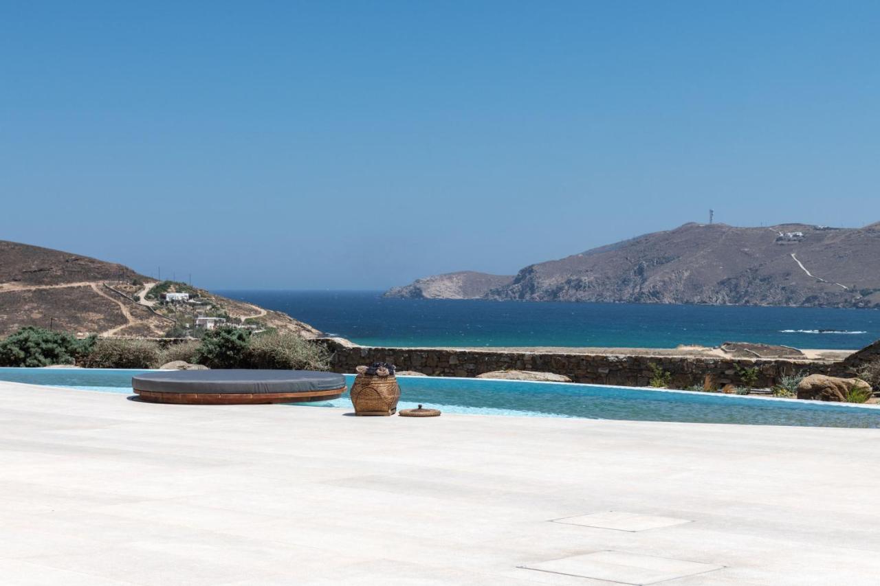 Mykonos Ag Villas In Ftelia Beach Екстериор снимка